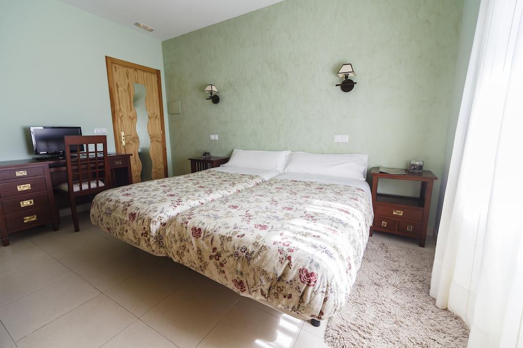 Hotel Rural La Consulta De Isar Pokoj fotografie